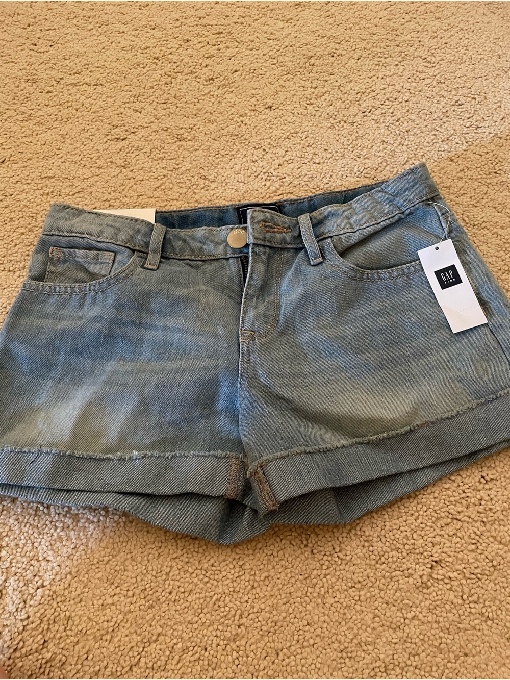 GAP Light Wash Denim Rolled-Hem Women’s Shorts